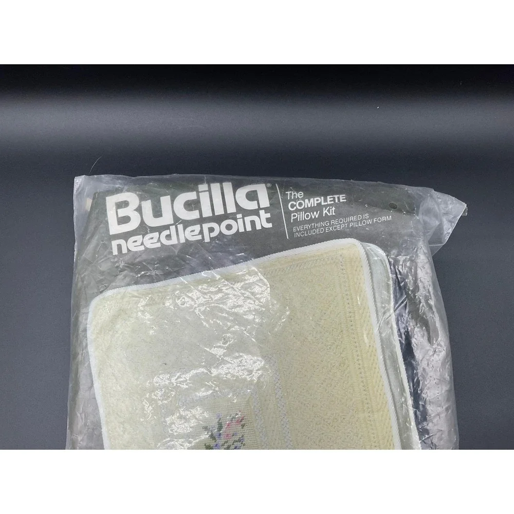 Vintage‎ Bucilla Needlepoint Pillow Kit Melody 12